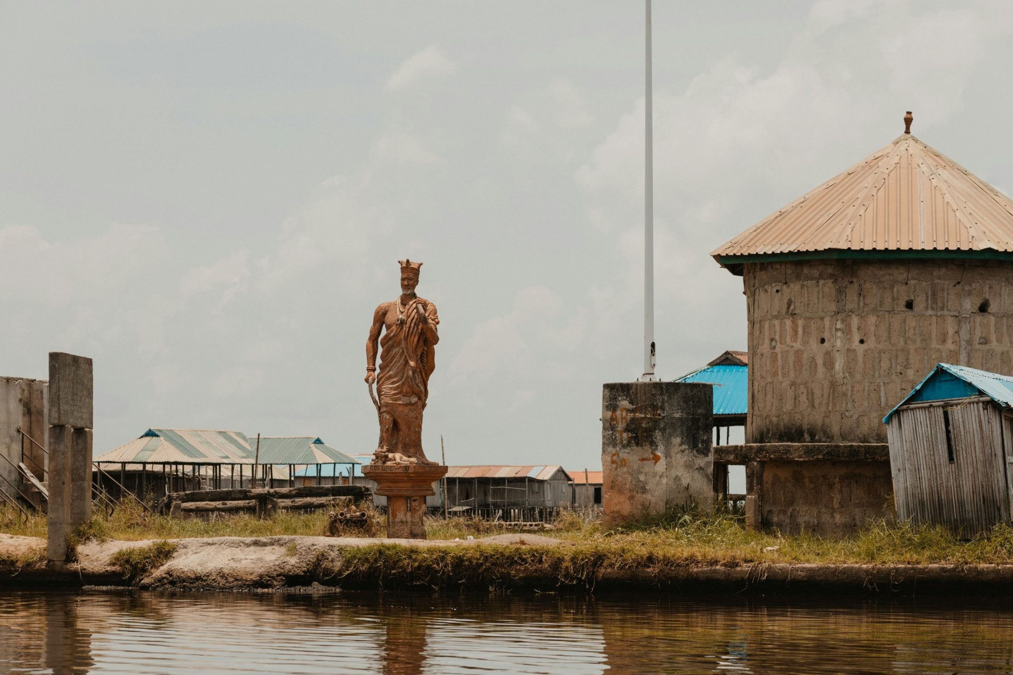 benin-monument